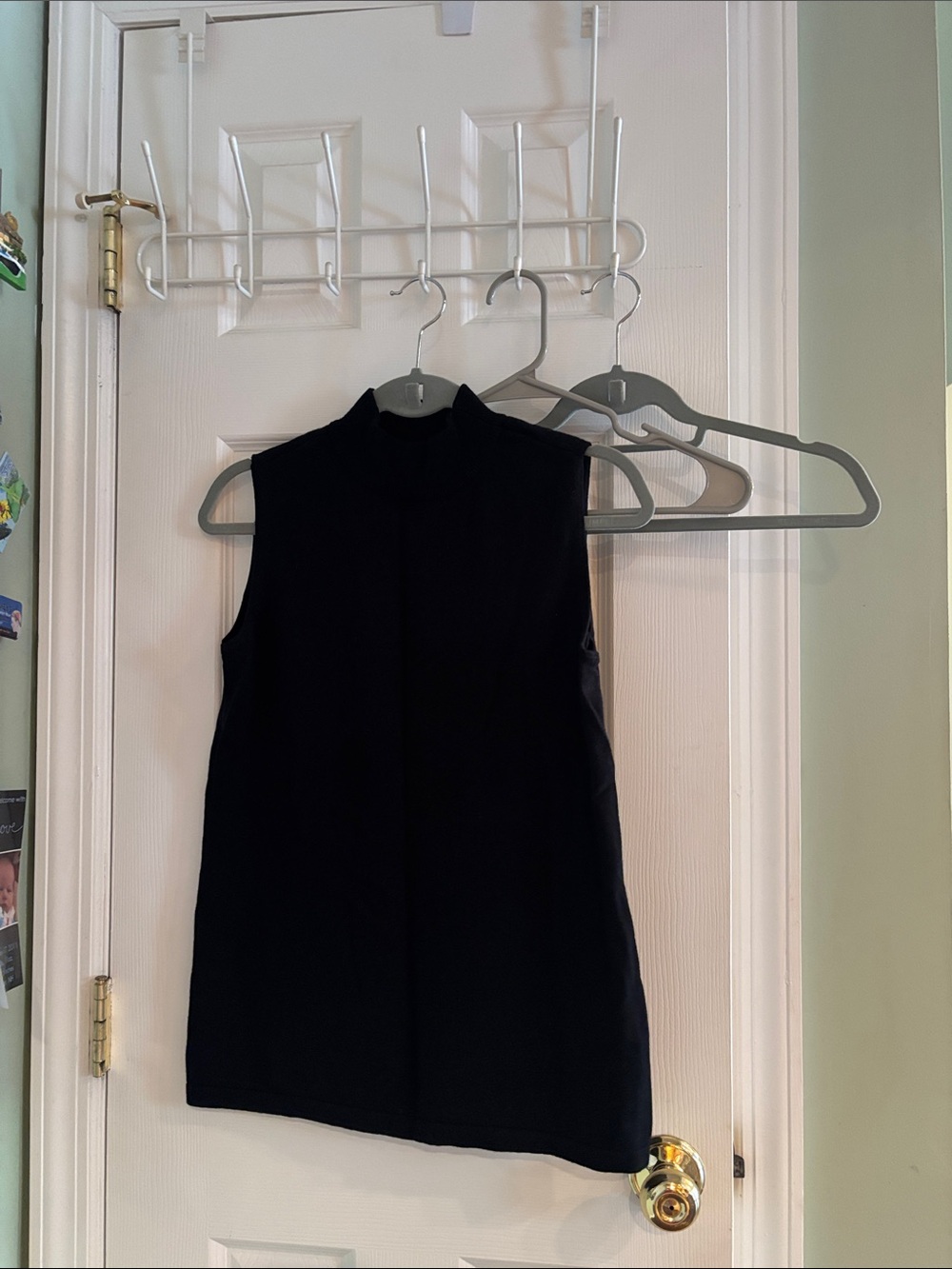 Joan Rivers Black Sleeveless Mock-Neck Tank